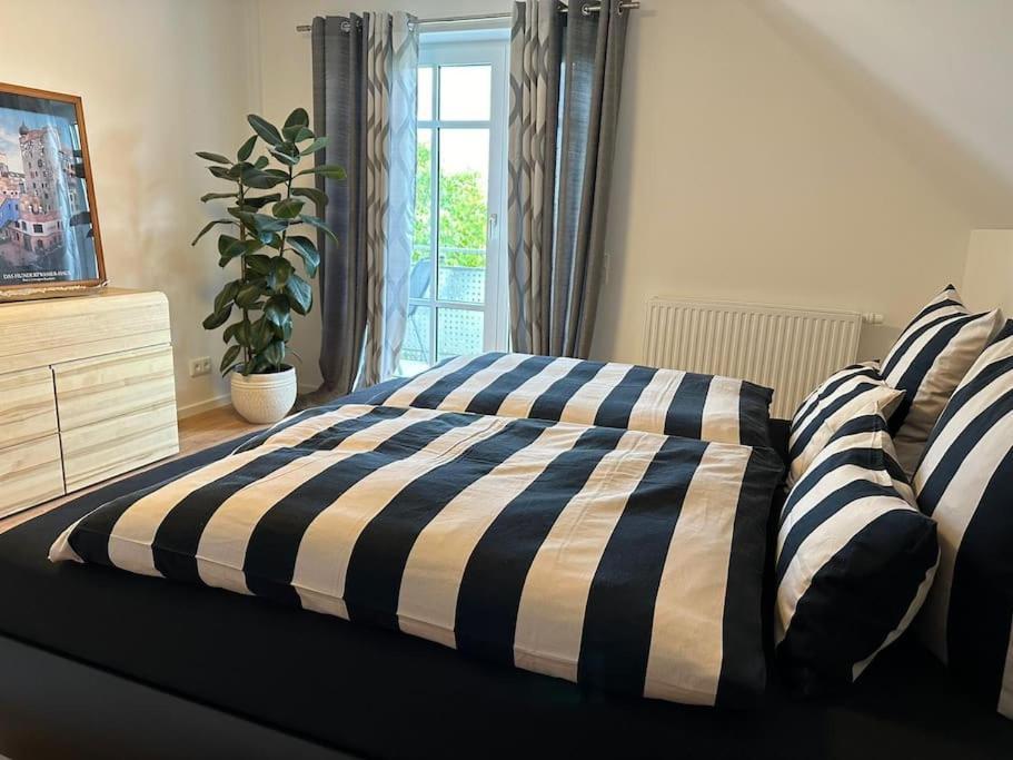 Neuwertige Gemuetliche Wohnung Rieden  Bagian luar foto